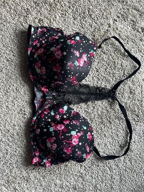 Black Floral Lace-Back Front Close Bra- Victorias Secret